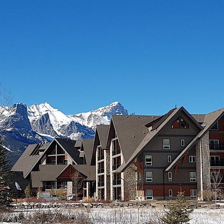 Paradise Resort Club And Spa Канмор Екстериор снимка